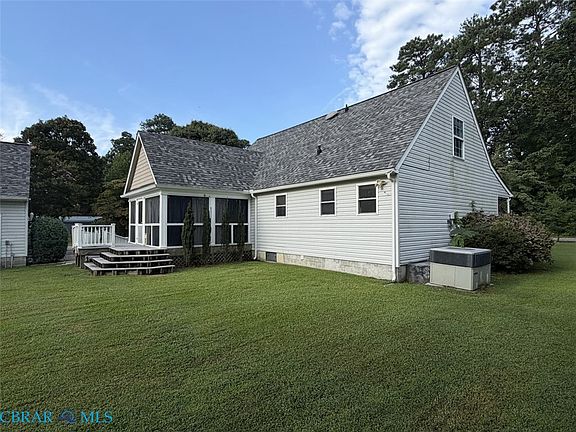 4th image of 504 Long Point Ln