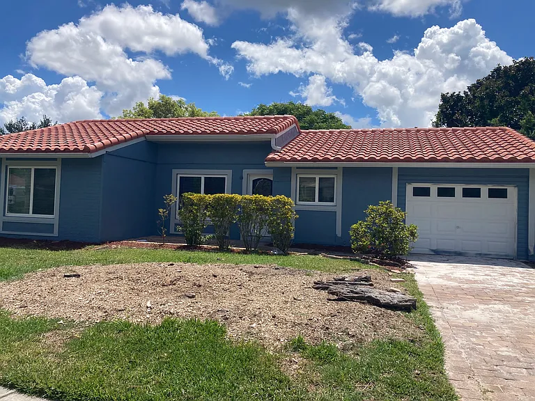 10606 Whitman Cir — Photo 2