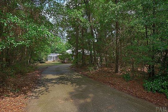 5th image of 5625 Russell Dr