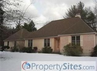 4 Shadybrook Ln, Mansfield, MA 02048