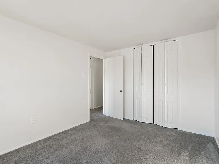 30 Carolina Ct — Photo 20
