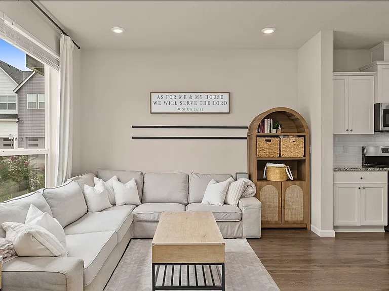 3478 SE Birchleaf St — Photo 5
