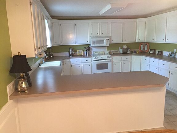4th image of 2249 Richmond Hills Dr