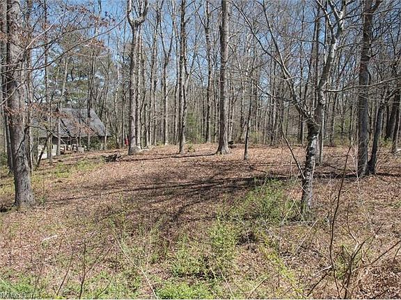 3rd image of 176 Lone Oak Dr #7