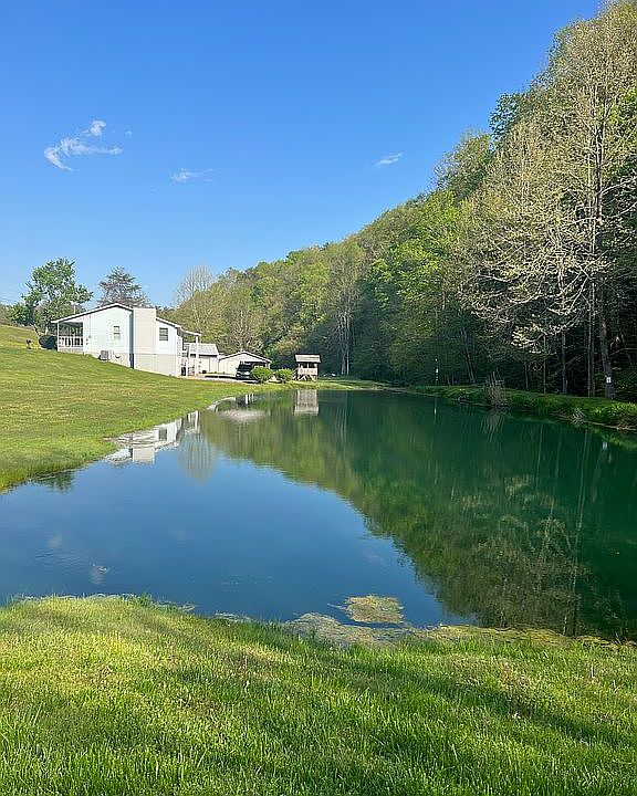 2nd image of 108 McDaniel Rd