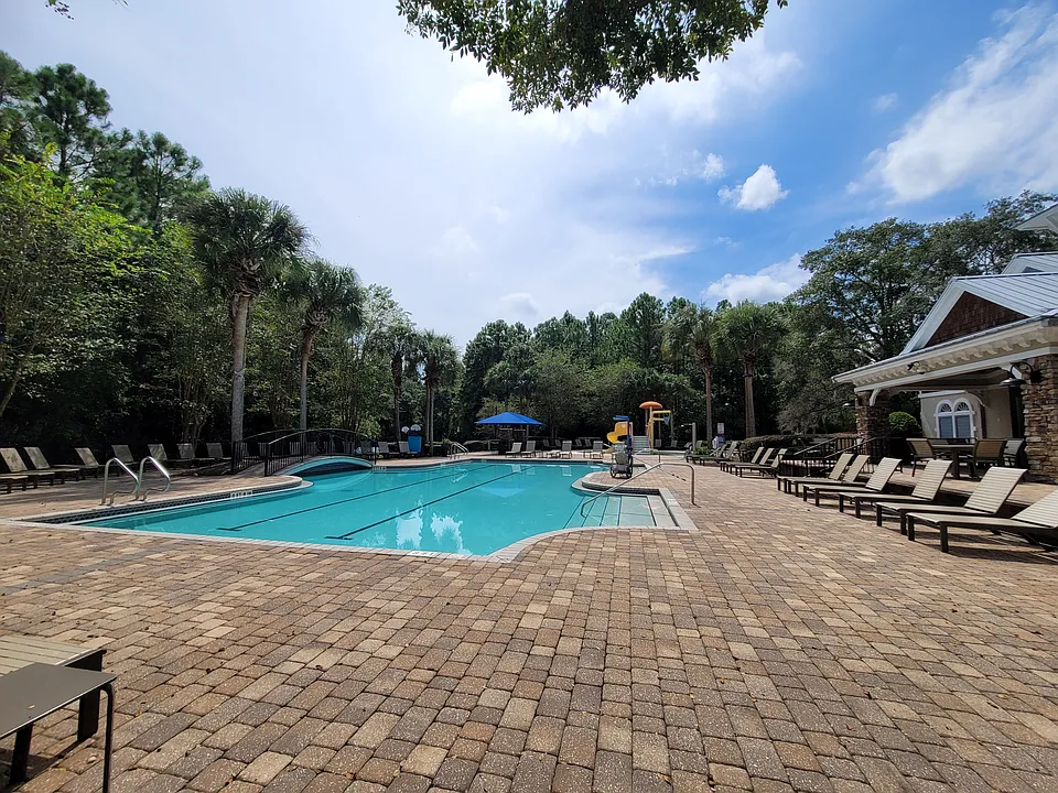 12301 Kernan Forest Blvd #1500