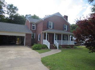 110 River Rd N, Roanoke Rapids, NC 27870