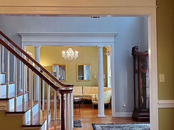 Dining  to Formal Living rm