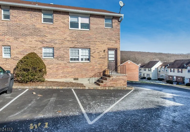 322 Richard Mine Rd #W1 — Photo 4