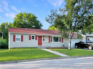 100 E 13th St, Higginsville, MO 64037