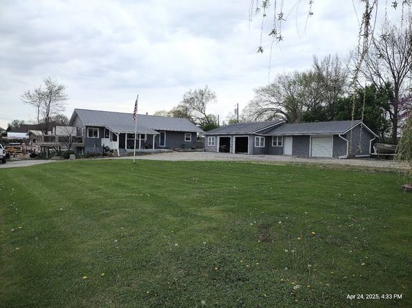 900 E Jackson St, Sigourney, IA 52591