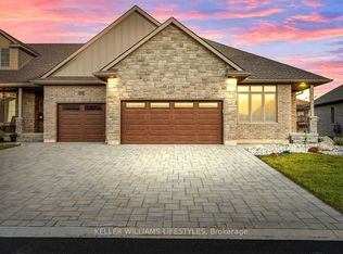 108 Leneve St, Lambton Shores, ON