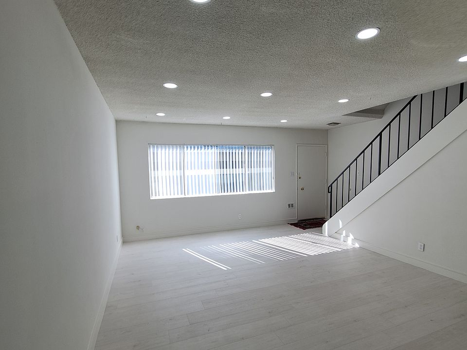 1st image of 11448 Birch Ave APT C