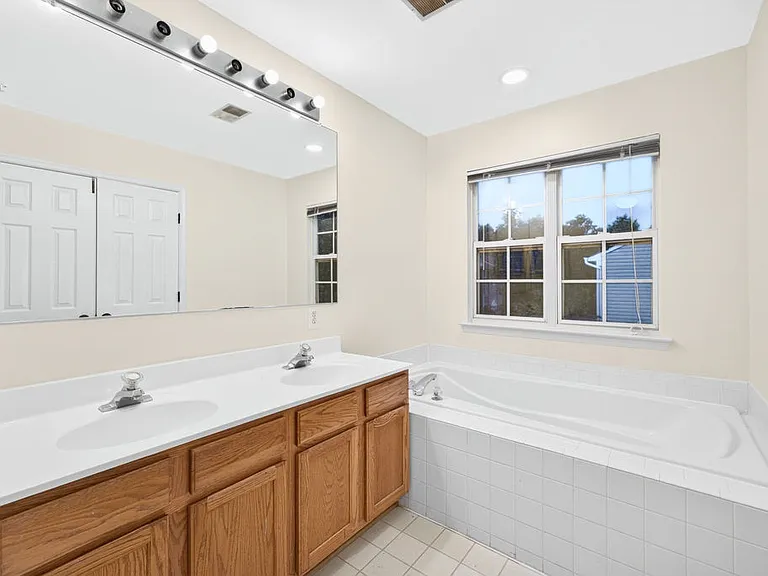 21121 Camomile Ct — Photo 36