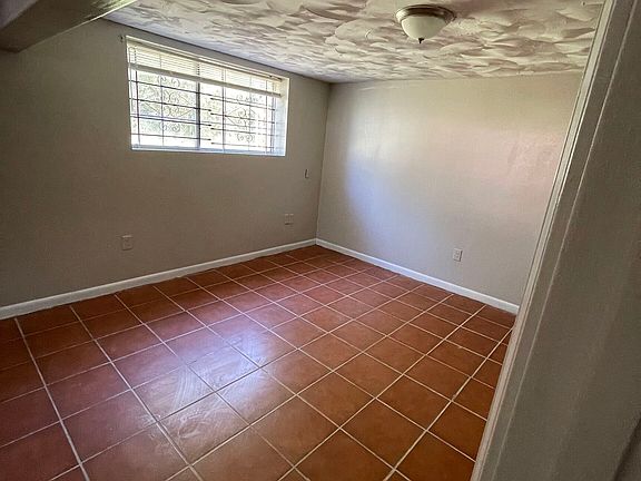 5th image of 935 Bimini Ln