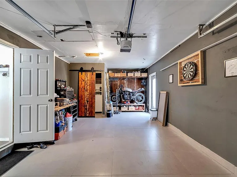2138 Timber Ln — Photo 46