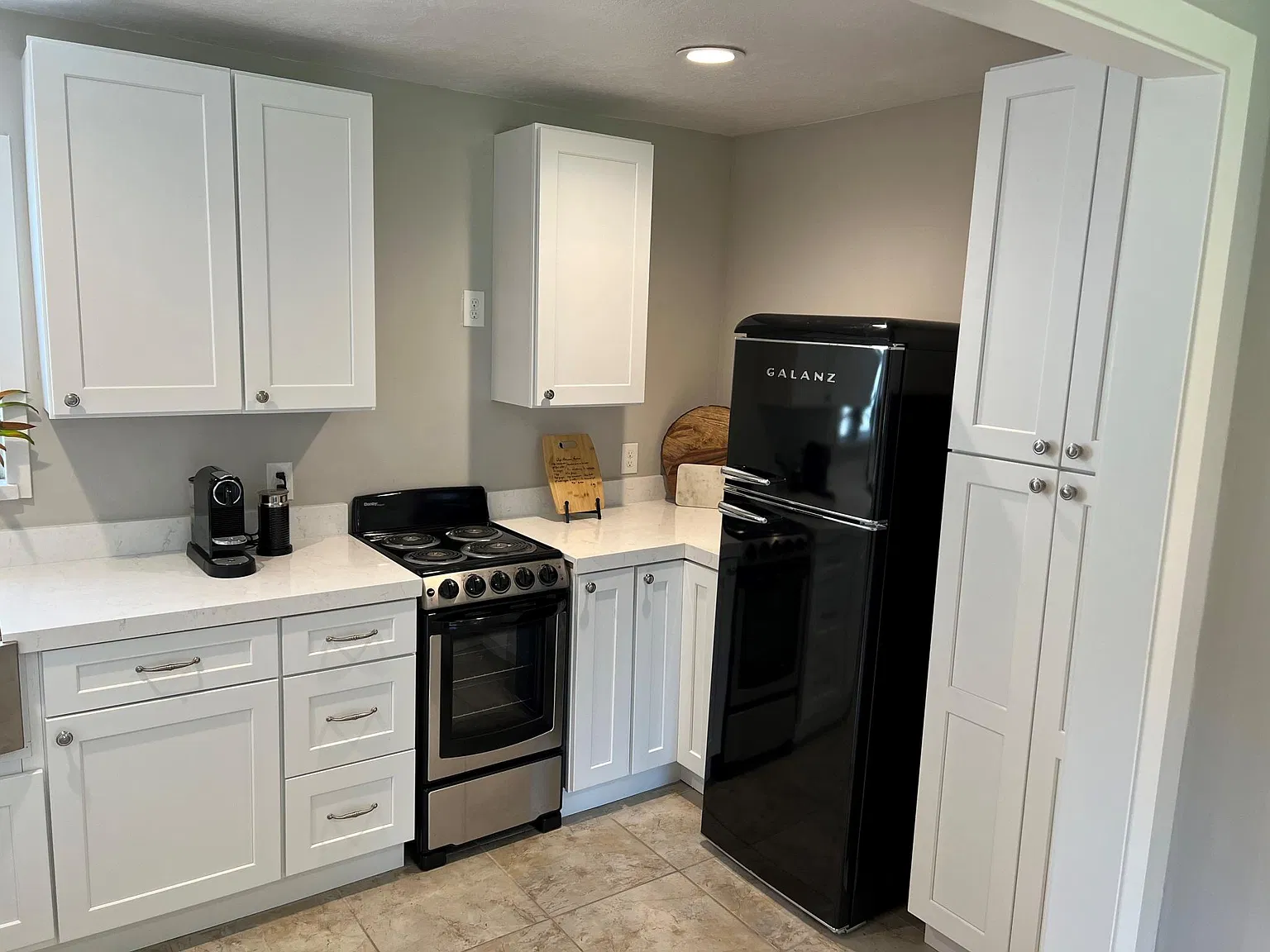 1437 Herkimer St — Photo 4