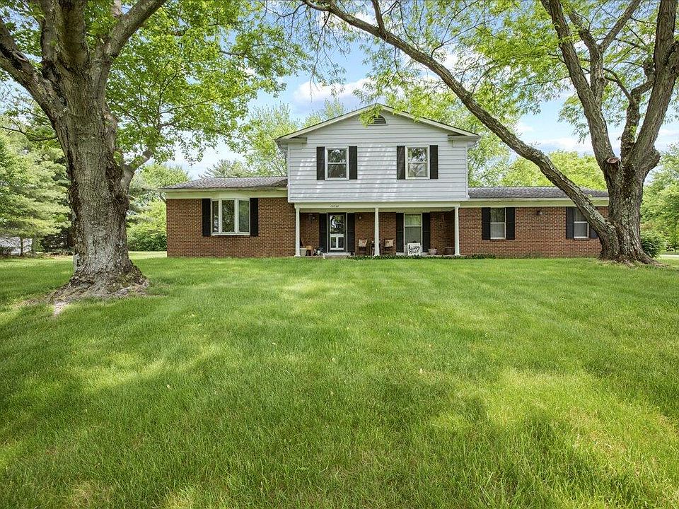 1st image of 13598 Carriage Ln