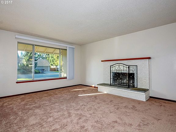 5th image of 500 NW 82nd St