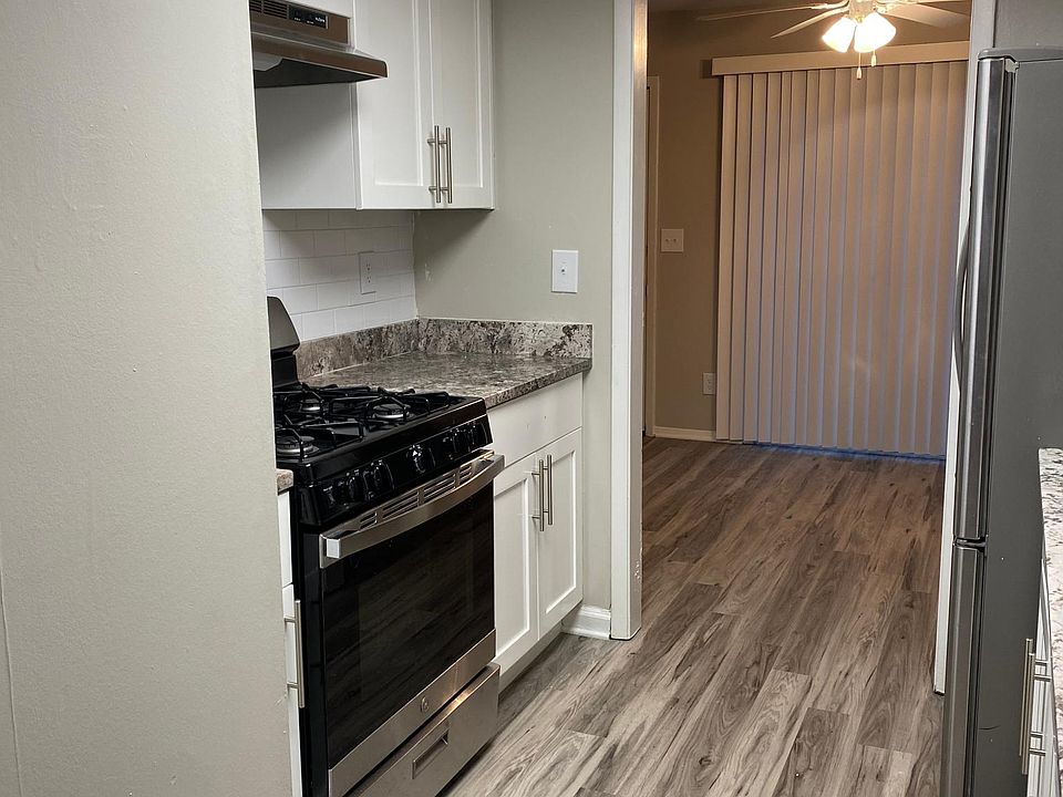 2nd image of 6390 Holcomb Way Unit D