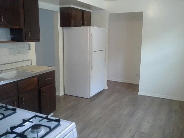 1st image of 2624 W Greenleaf Ave APT 1A