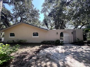 3 Elizabeth Dr E, Palm Coast, FL 32137