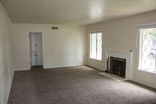 3rd image of 2435 W Marian Ave