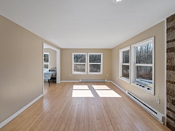 5th image of 3 Tippetts Rd