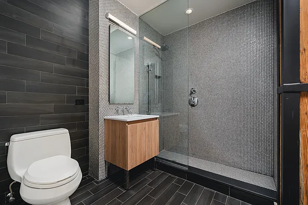 Rented by Nooklyn NYC LLC | media 40