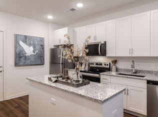2000 Lee Road 5 #206, Orlando, FL 32810
