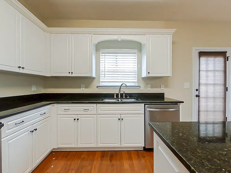 532 Capstone Way — Photo 9