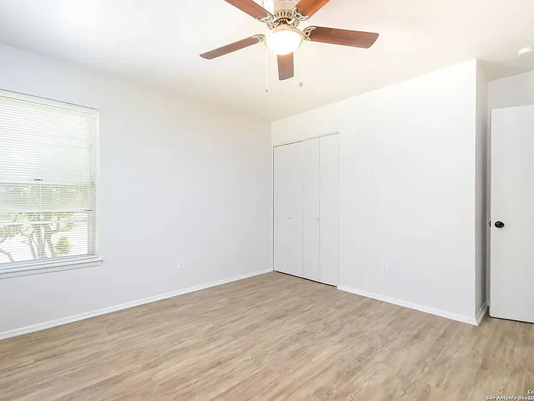 5915 Gabor Dr — Photo 14