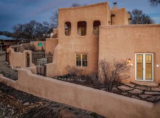 209 Ribak Rd, Taos, NM 87571