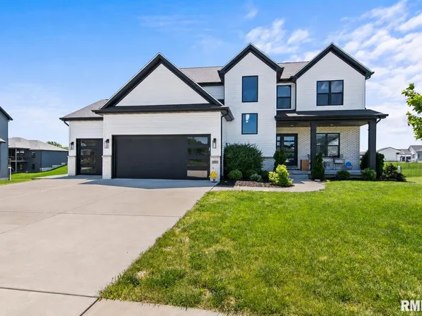 1904 Parthenon Ct, Chatham, IL 62629