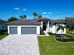 1827 SW 39th St, Cape Coral, FL 33991
