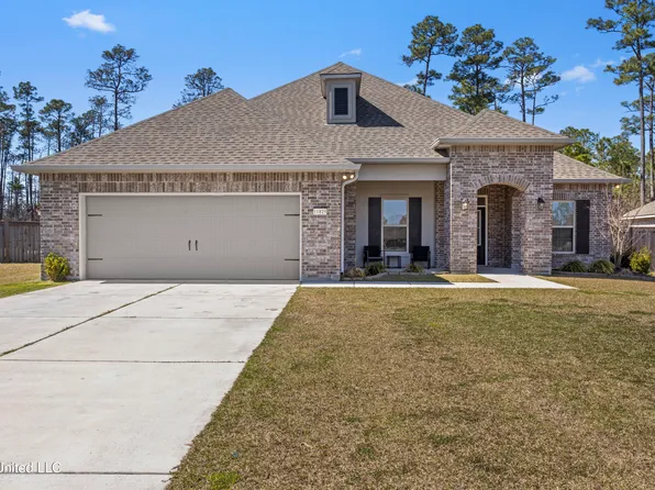 11829 Smokey Ct, Ocean Springs, MS 39564