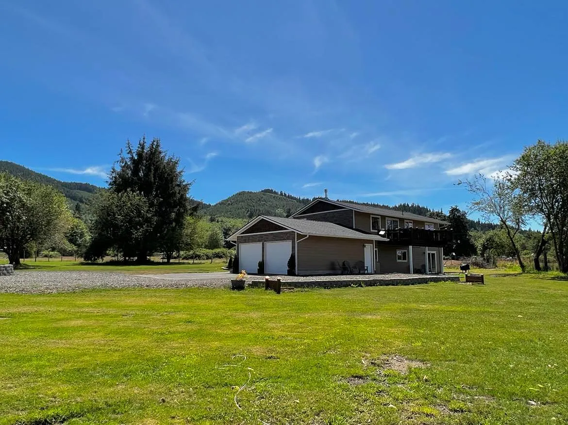 310 Prairie Dr — Photo 3