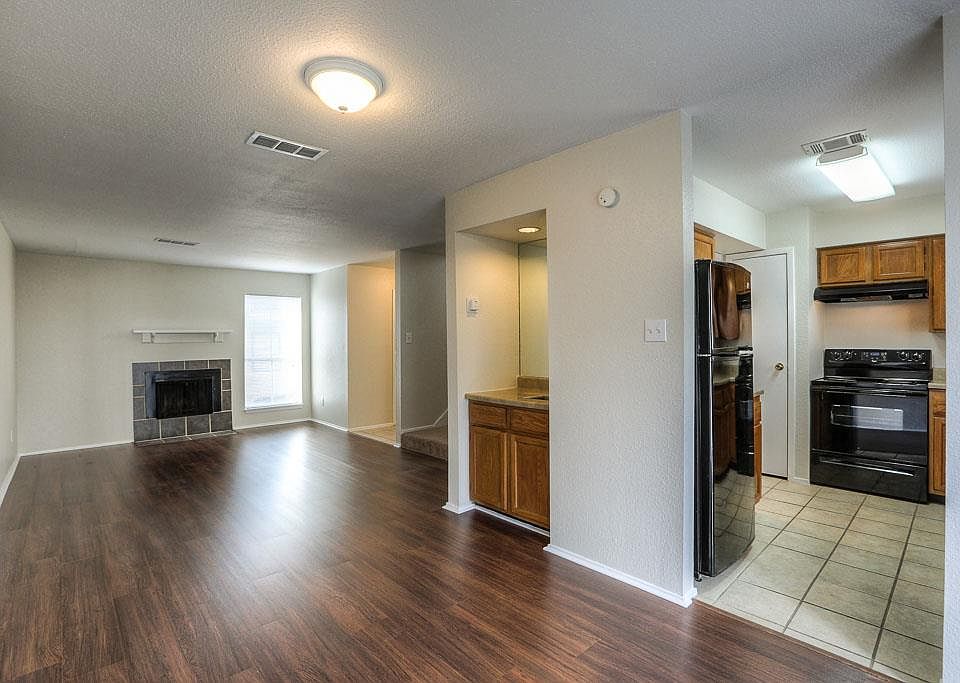 1st image of 18511 Egret Bay Blvd APT 419