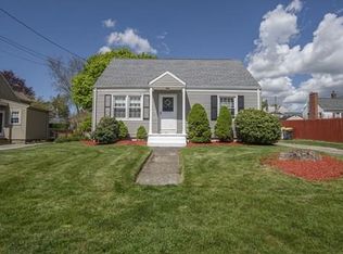 47 Bodwell St, Somerset, MA 02726
