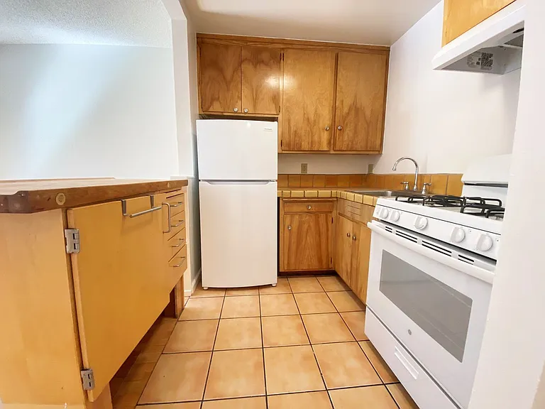 2925 Ellis St #2 — Photo 5