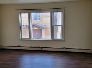 14613 Karlov Ave APT 1E, Midlothian, IL 60445