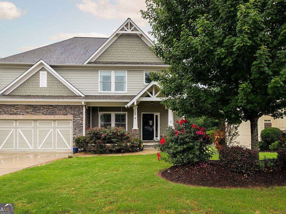 1st image of 544 Pine Way