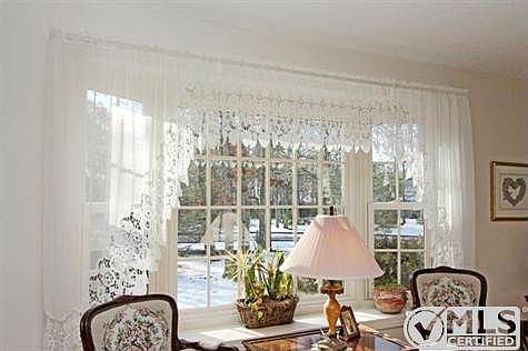 New Anderson Bay window makes for a bright living room