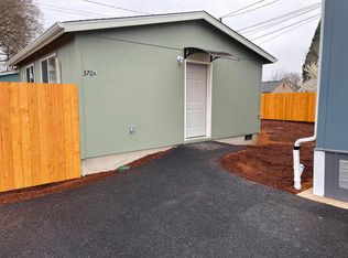 370 N Seneca Rd #A, Eugene, OR 97402