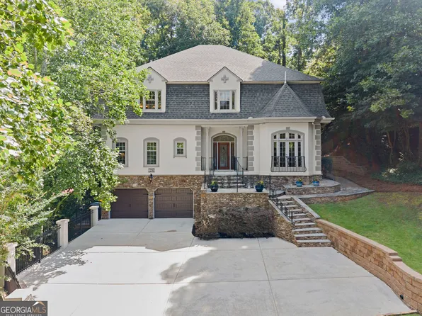 1236 Riversound Ct, Marietta, GA 30068