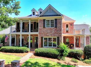 4556 Meadow Club Dr, Suwanee, GA 30024