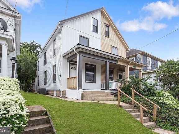 2nd image of 1212 Scotland Ave