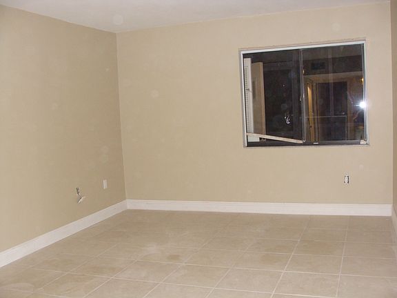 5th image of 8415 SW 107th Ave APT 122W