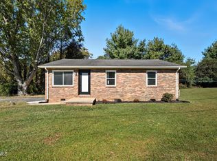 250 Green Pond Rd, Johnson City, TN 37604