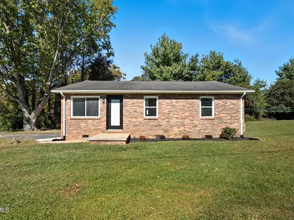 250 Green Pond Rd, Johnson City, TN 37604